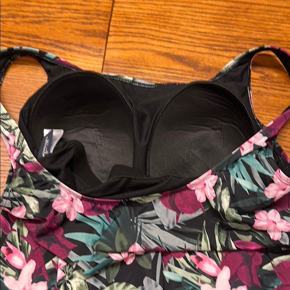 🎉HP🎉 Swimsuits For All Pink Relaxed Tie Front Swim Top - Picture 7 of 7